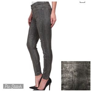 CJ by Cookie Johnson snake print Denim Sz 28